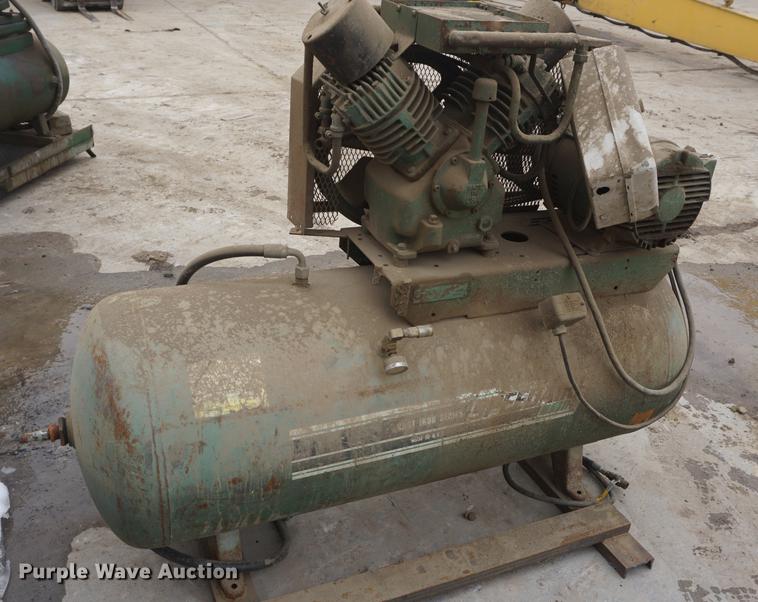 image for item DI9383 (2) air compressors