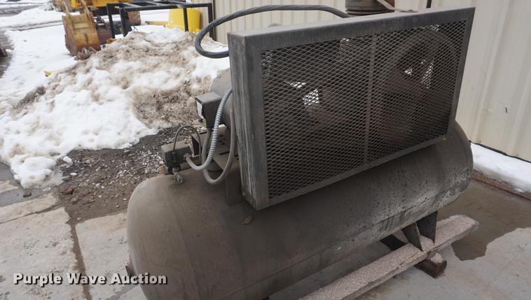 image for item DI9383 (2) air compressors