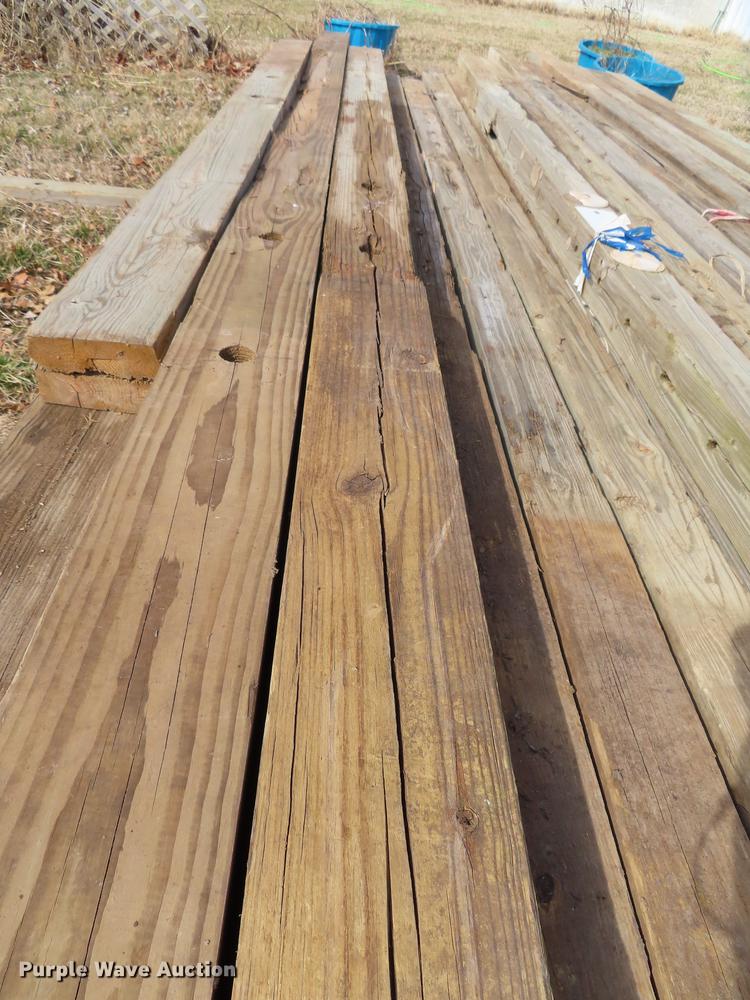 image for item DN9074 (100) wood posts