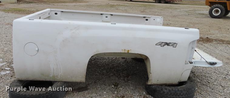 image for item DN9090 2007 Chevrolet pickup truck bed