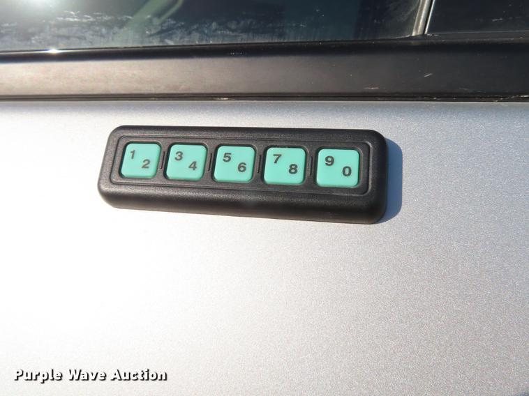 image for item DN9119 2017 Nissan Titan Pro-4X Crew Cab pickup truck