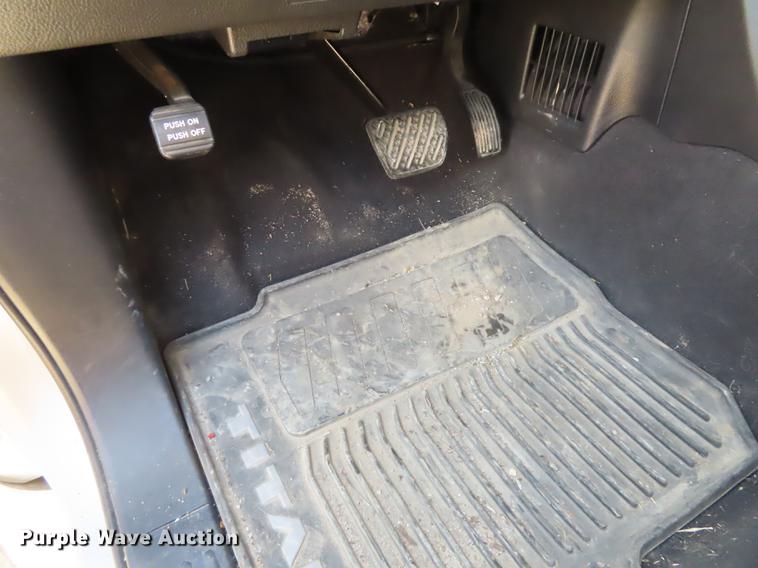 image for item DN9119 2017 Nissan Titan Pro-4X Crew Cab pickup truck