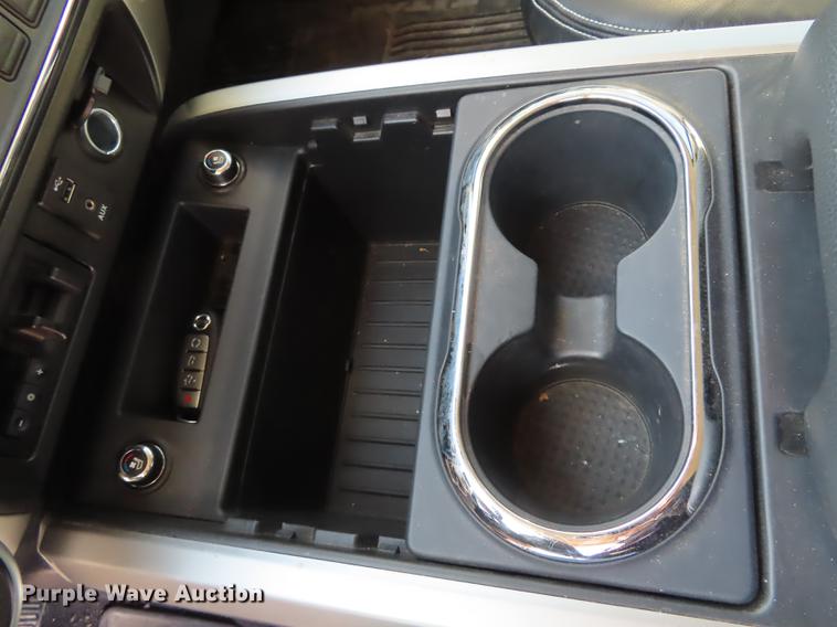 image for item DN9119 2017 Nissan Titan Pro-4X Crew Cab pickup truck