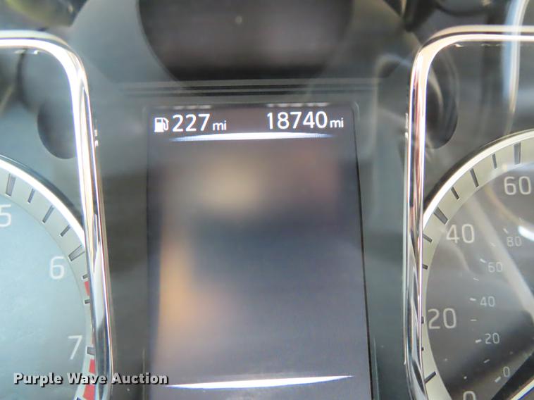 image for item DN9119 2017 Nissan Titan Pro-4X Crew Cab pickup truck