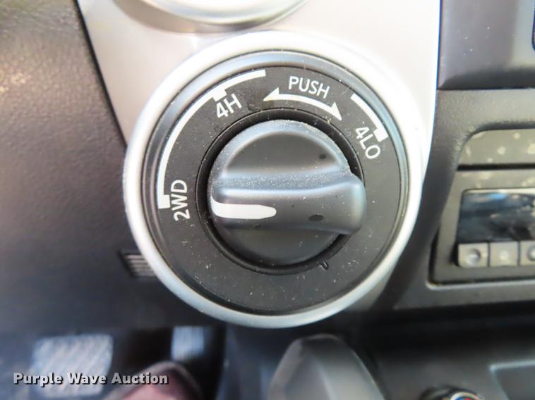 image for item DN9119 2017 Nissan Titan Pro-4X Crew Cab pickup truck