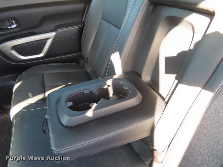 image for item DN9119 2017 Nissan Titan Pro-4X Crew Cab pickup truck