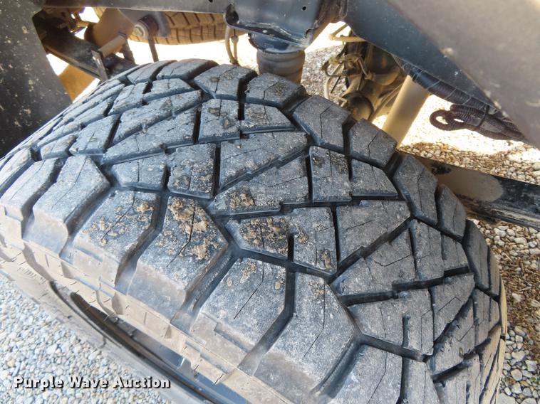 image for item DN9119 2017 Nissan Titan Pro-4X Crew Cab pickup truck