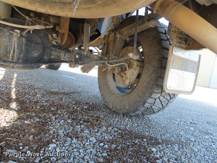 image for item DN9119 2017 Nissan Titan Pro-4X Crew Cab pickup truck