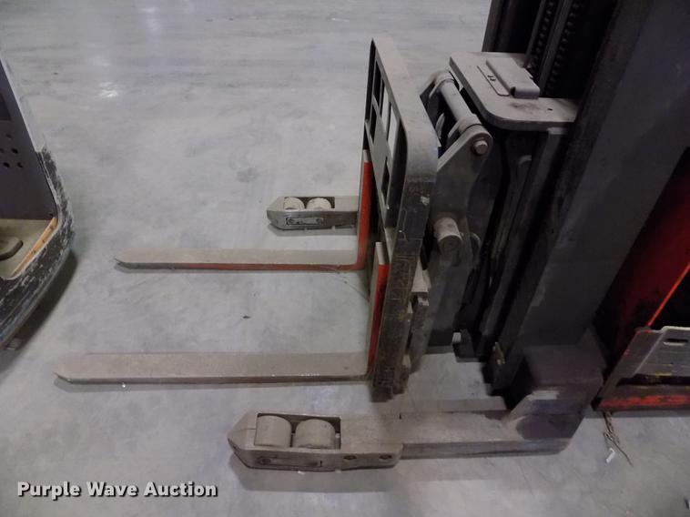 image for item EH9373 Raymond EASI-DR30TT forklift