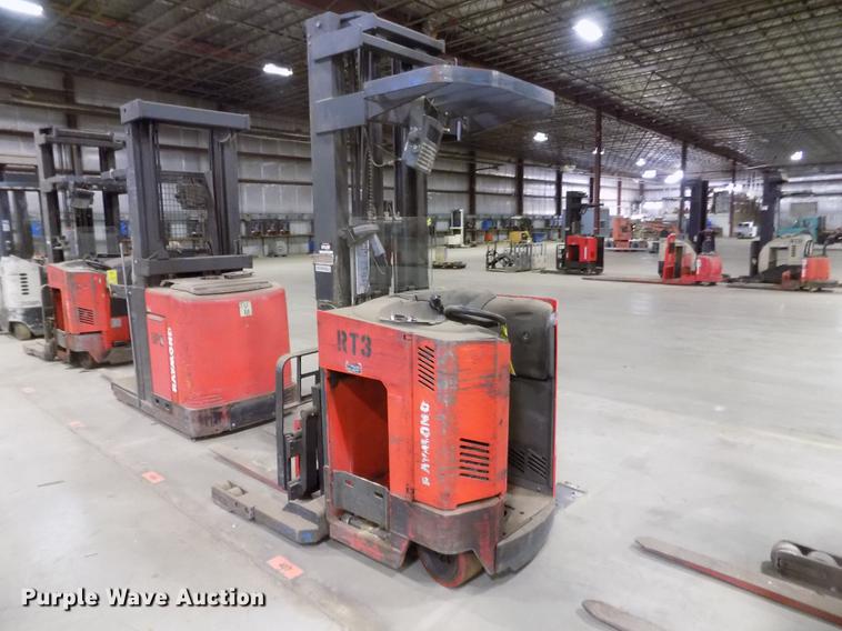 image for item EH9374 Raymond EASI-R30TT forklift