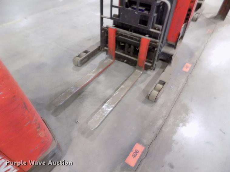 image for item EH9374 Raymond EASI-R30TT forklift