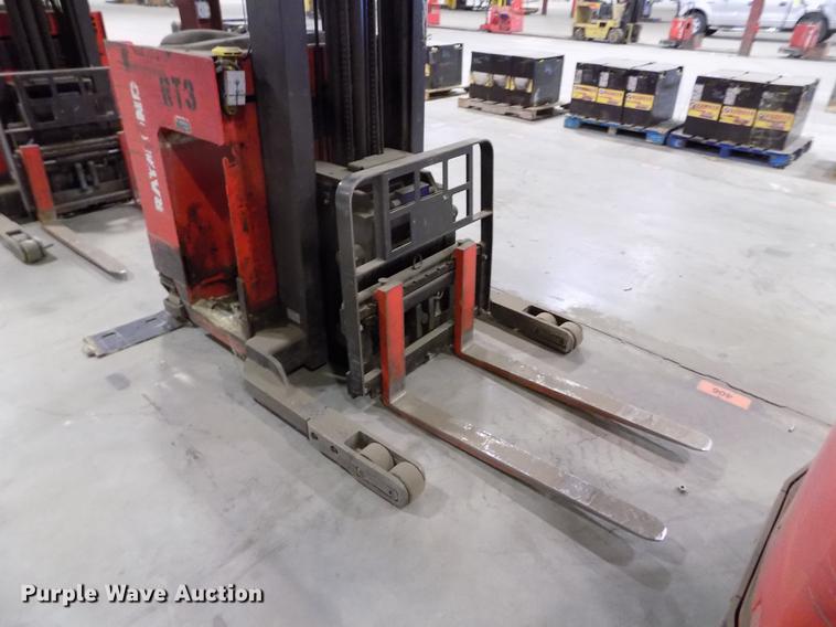 image for item EH9374 Raymond EASI-R30TT forklift