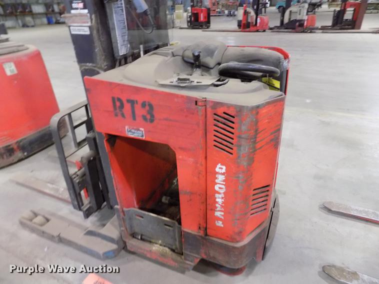 image for item EH9374 Raymond EASI-R30TT forklift