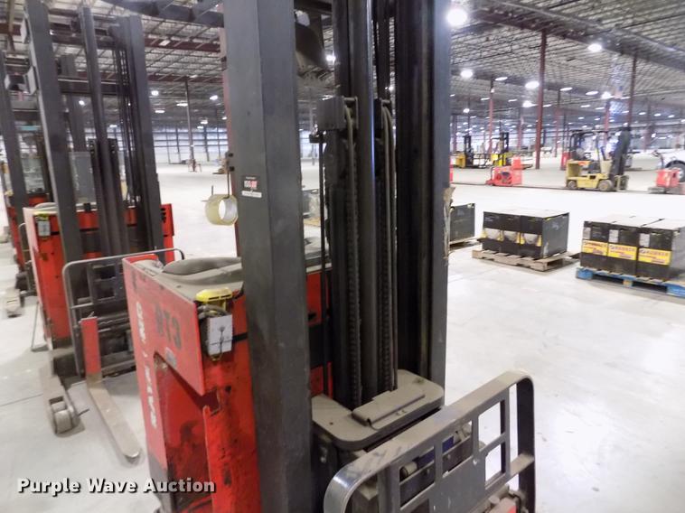 image for item EH9374 Raymond EASI-R30TT forklift