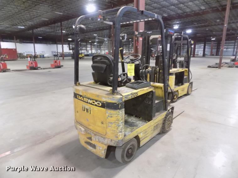 image for item EH9375 Daewoo BC20S-2 forklift