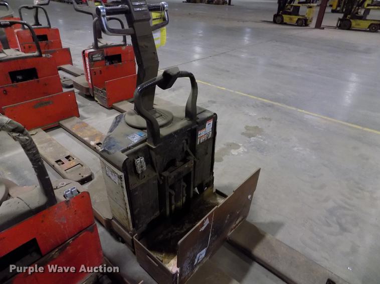 image for item EH9379 Crown PE3520-60 pallet jack