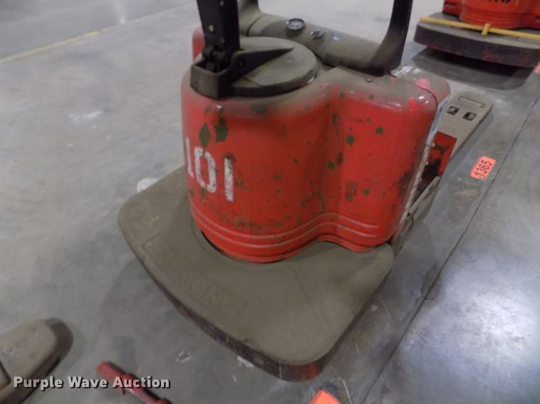 image for item EH9380 Raymond 112TM-FRE60L pallet jack