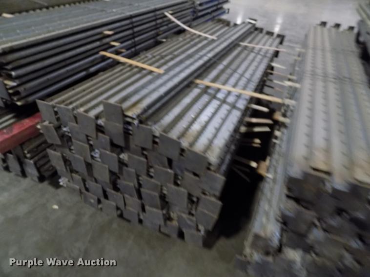 image for item EH9383 Pallet flow rollers