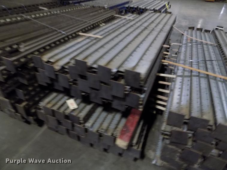 image for item EH9383 Pallet flow rollers