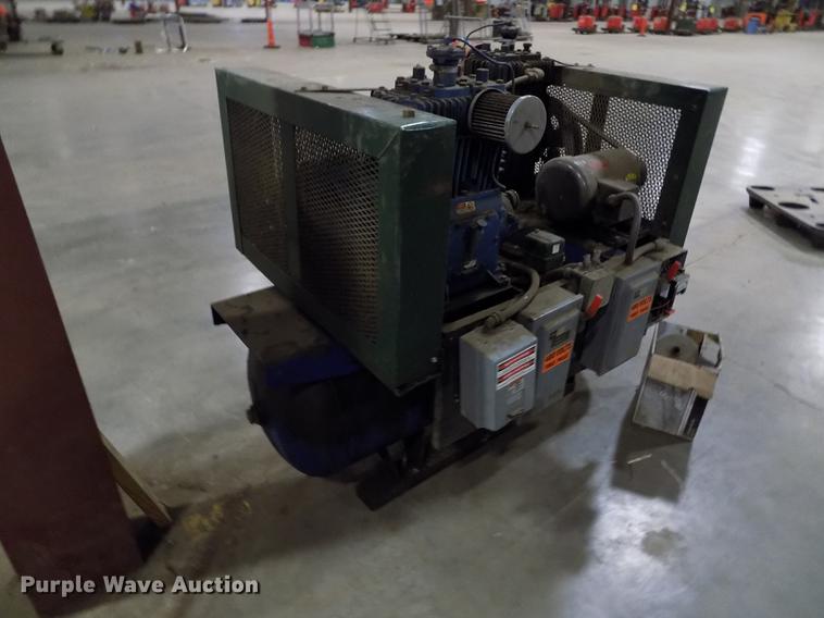 image for item EH9387 Air compressor