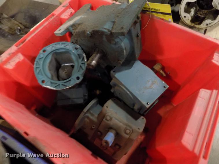 image for item EH9389 Conveyor system gearboxes