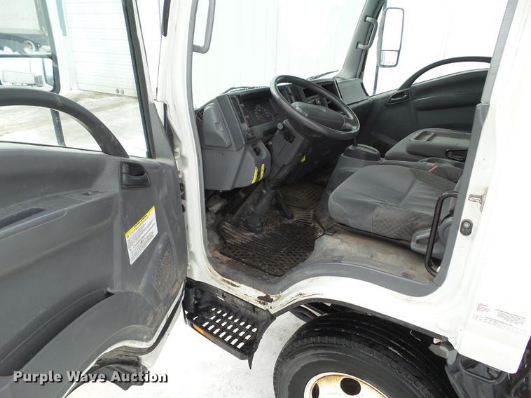 image for item EM9096 2010 Isuzu NPR truck cab and chassis