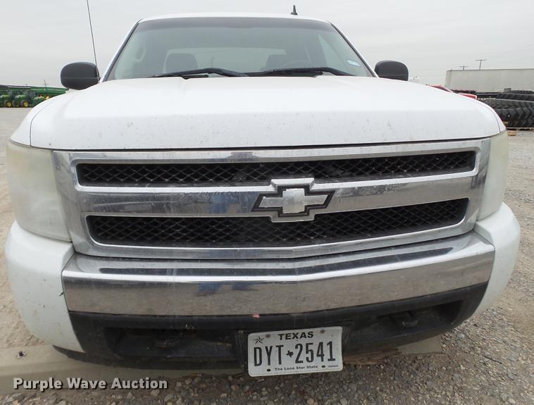 image for item EN9684 2008 Chevrolet Silverado 1500 Ext. Cab pickup truck
