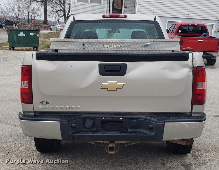 image for item EN9791 2008 Chevrolet Silverado 1500 Crew Cab pickup truck