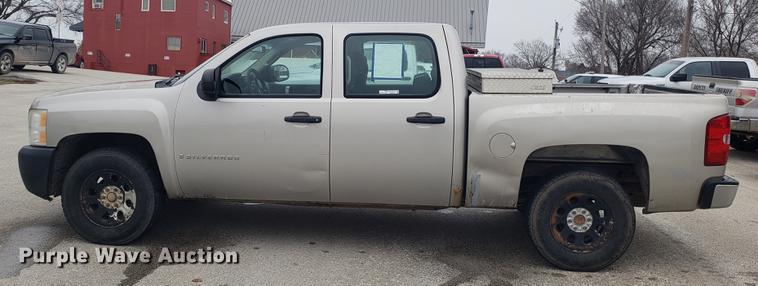 image for item EN9791 2008 Chevrolet Silverado 1500 Crew Cab pickup truck