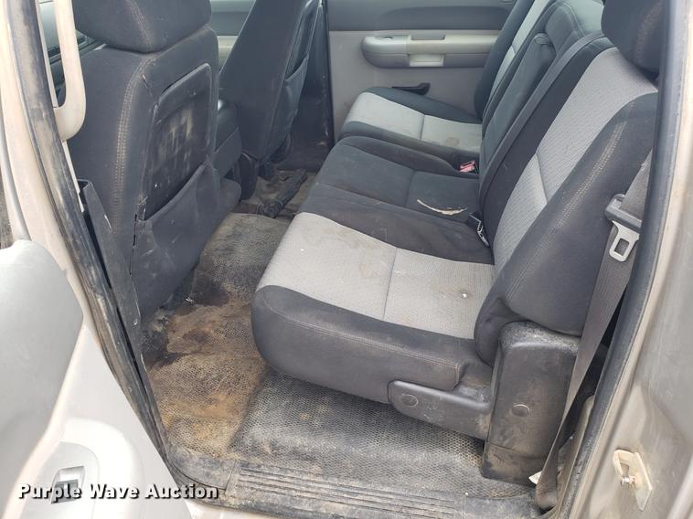 image for item EN9791 2008 Chevrolet Silverado 1500 Crew Cab pickup truck