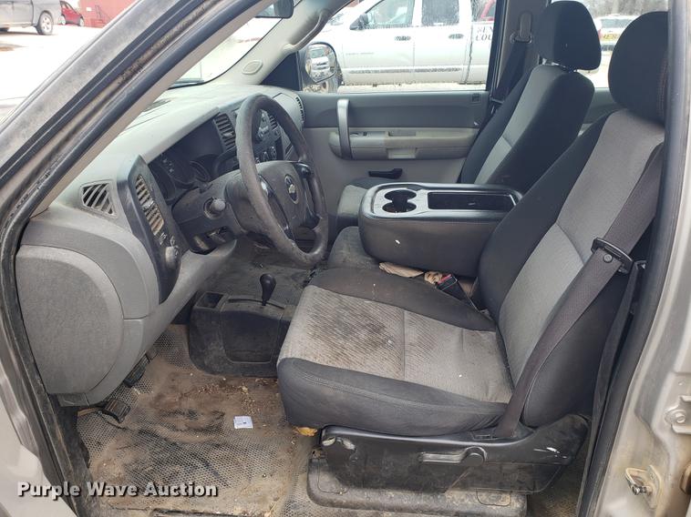 image for item EN9791 2008 Chevrolet Silverado 1500 Crew Cab pickup truck