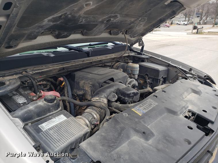 image for item EN9791 2008 Chevrolet Silverado 1500 Crew Cab pickup truck