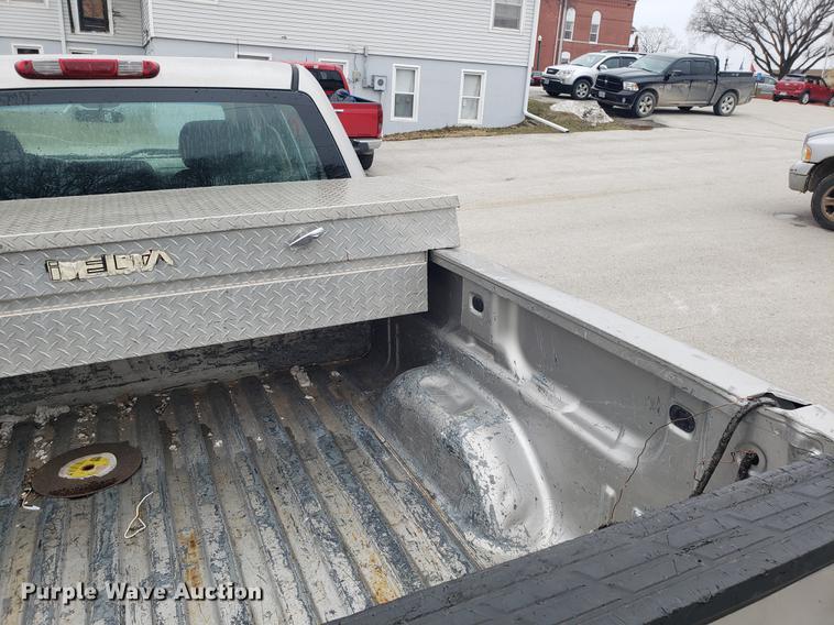 image for item EN9791 2008 Chevrolet Silverado 1500 Crew Cab pickup truck