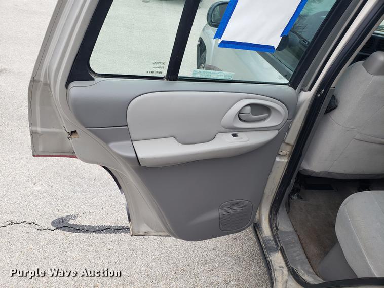 image for item EN9792 2008 Chevrolet TrailBlazer SUV