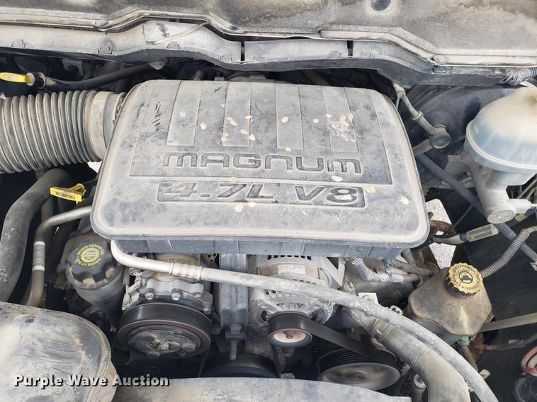 image for item EN9793 2002 Dodge Ram 1500 Quad Cab pickup truck