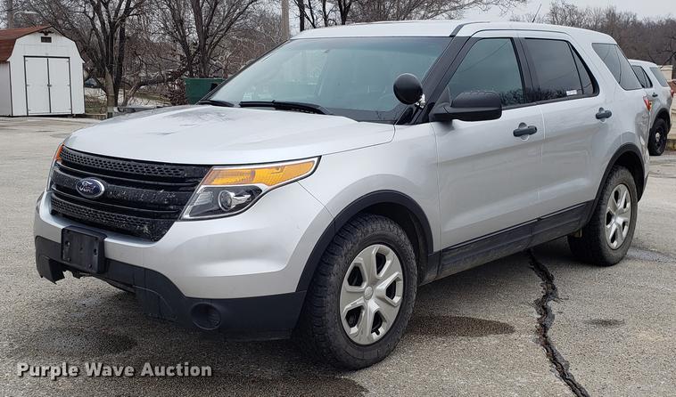 image for item EN9794 2013 Ford Explorer Police Interceptor SUV