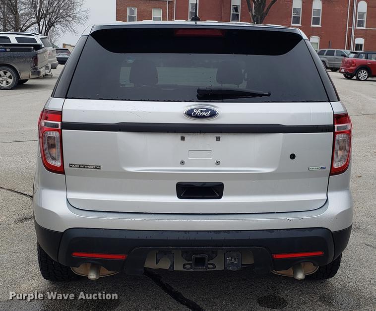 image for item EN9794 2013 Ford Explorer Police Interceptor SUV