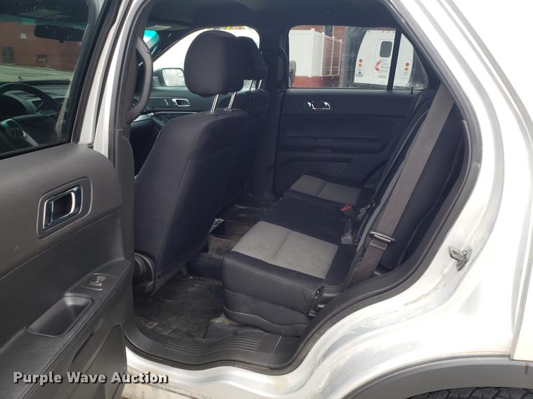 image for item EN9794 2013 Ford Explorer Police Interceptor SUV