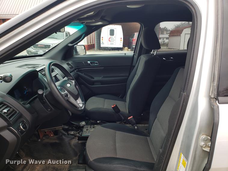 image for item EN9794 2013 Ford Explorer Police Interceptor SUV