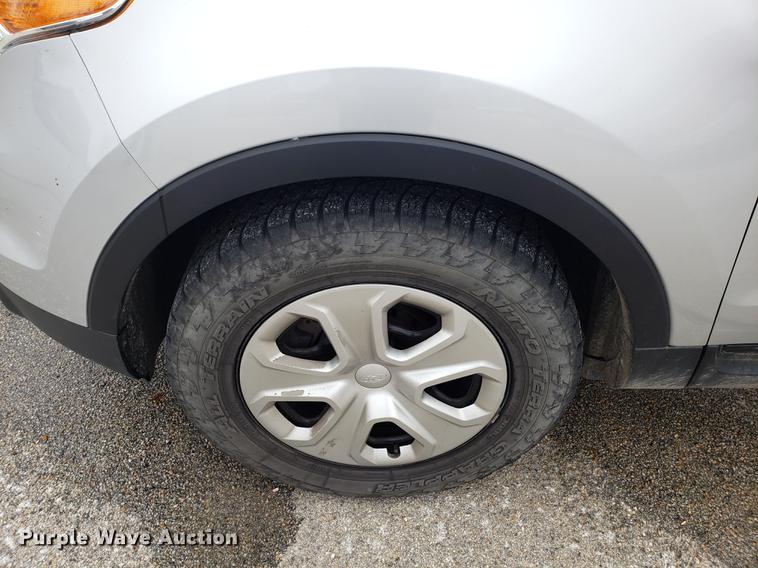 image for item EN9794 2013 Ford Explorer Police Interceptor SUV