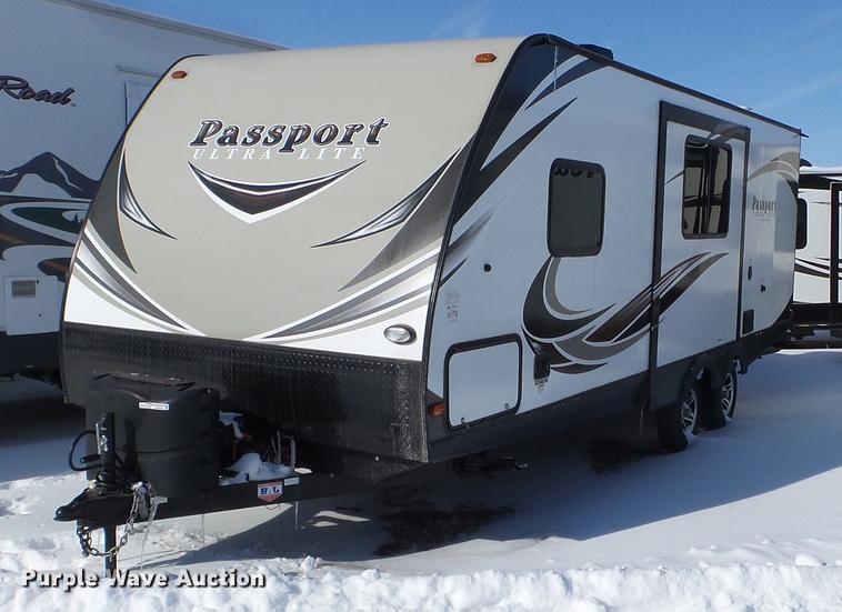 image for item EW9929 2017 Keystone Passport camper