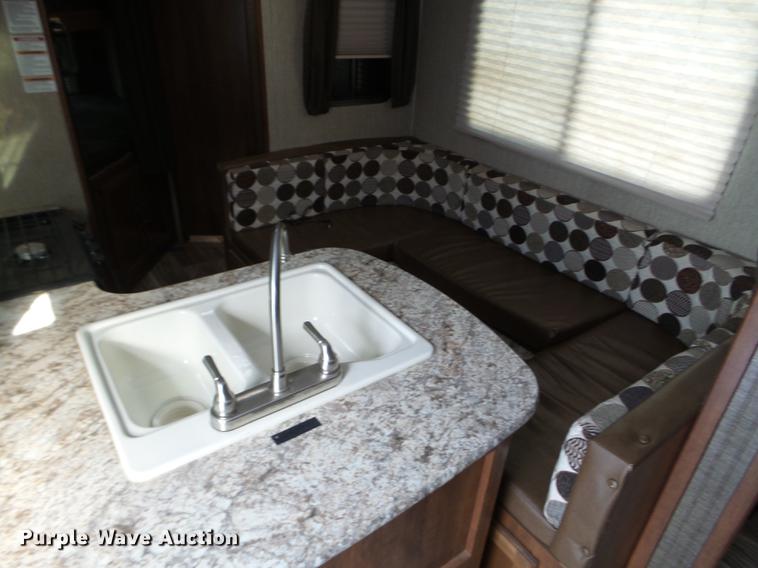 image for item EW9929 2017 Keystone Passport camper