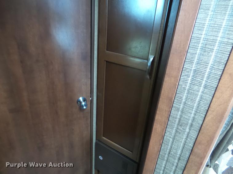 image for item EW9929 2017 Keystone Passport camper