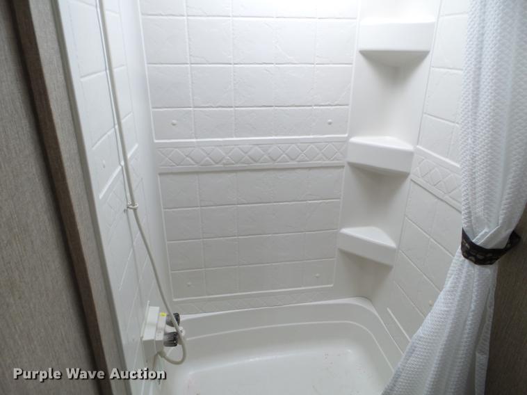 image for item EW9929 2017 Keystone Passport camper