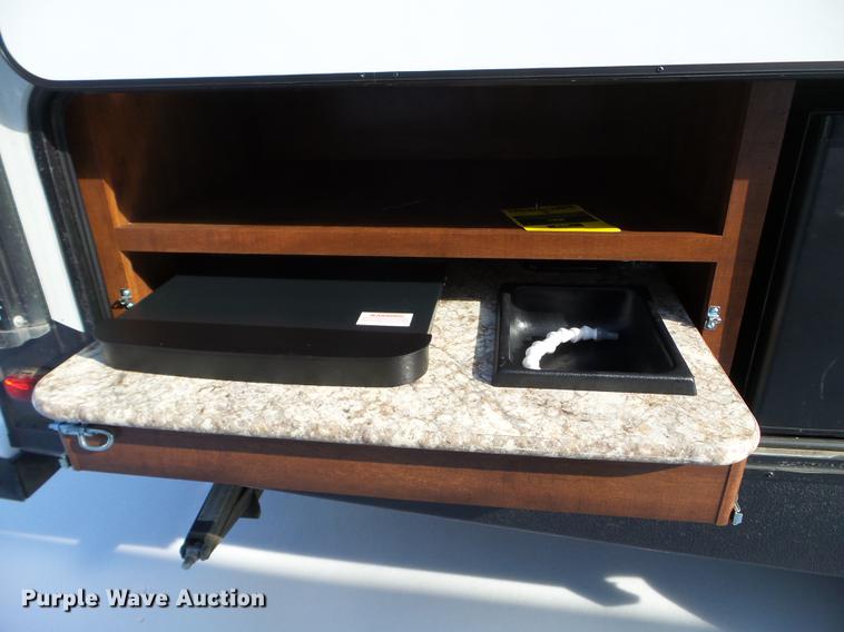 image for item EW9929 2017 Keystone Passport camper