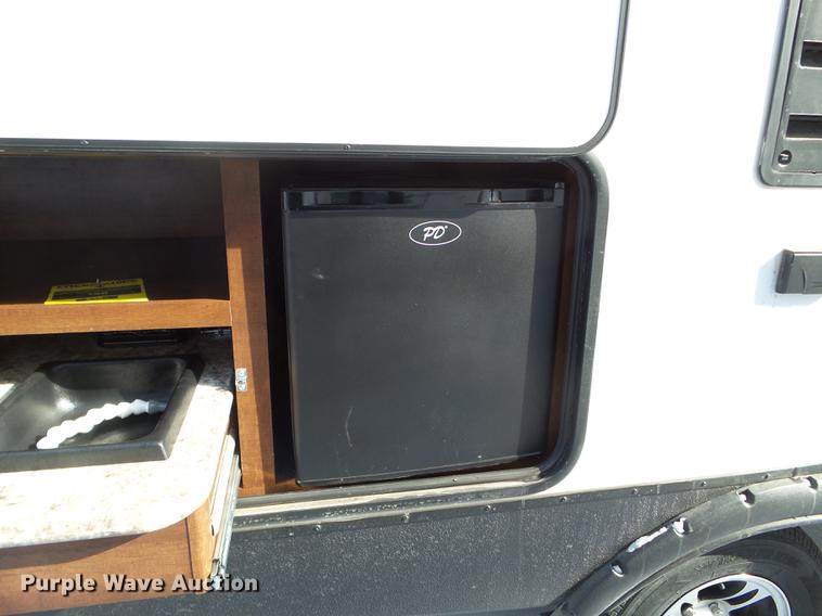 image for item EW9929 2017 Keystone Passport camper