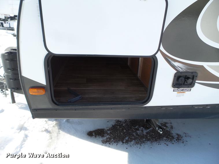 image for item EW9929 2017 Keystone Passport camper