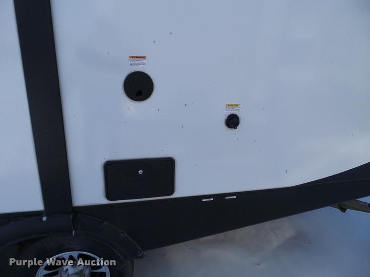 image for item EW9929 2017 Keystone Passport camper