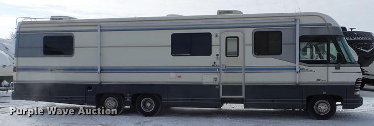 image for item EW9930 1992 Ford F530 Holiday Rambler Imperial RV