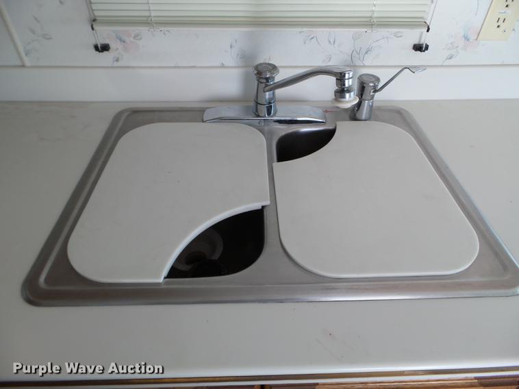 image for item EW9930 1992 Ford F530 Holiday Rambler Imperial RV